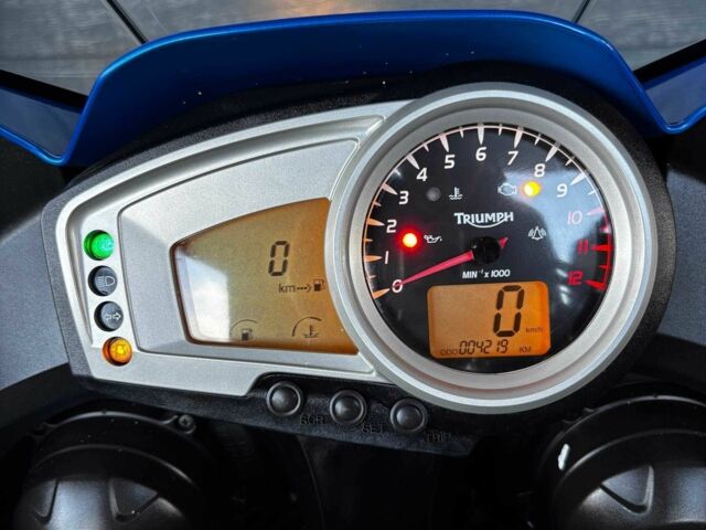 Триумф Другая, объемом двигателя 1.05 л и пробегом 0 тыс. км за 6800 $, фото 3 на Automoto.ua