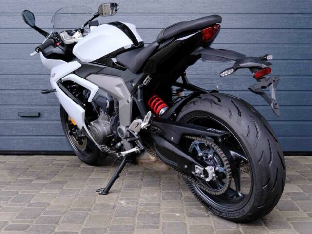 Триумф Другая, объемом двигателя 0.66 л и пробегом 0 тыс. км за 11500 $, фото 6 на Automoto.ua