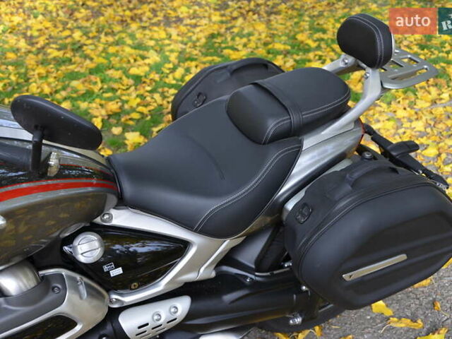 Сірий Тріумф Rocket 3, об'ємом двигуна 2.46 л та пробігом 2 тис. км за 31000 $, фото 11 на Automoto.ua
