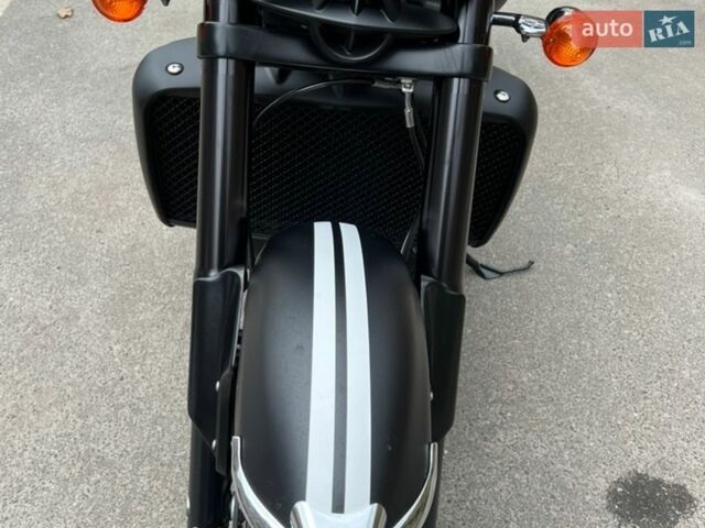 Черный Триумф Rocket III, объемом двигателя 2.3 л и пробегом 24 тыс. км за 15000 $, фото 21 на Automoto.ua