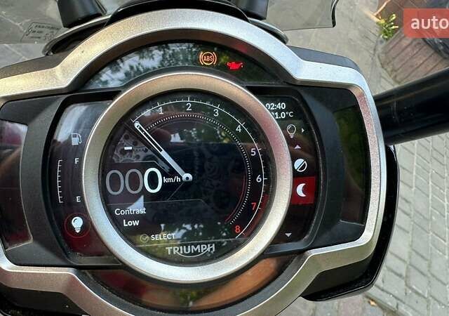 Триумф Rocket III, объемом двигателя 0 л и пробегом 20 тыс. км за 20500 $, фото 19 на Automoto.ua