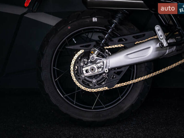 Черный Триумф Scrambler, объемом двигателя 1.2 л и пробегом 1 тыс. км за 15500 $, фото 6 на Automoto.ua