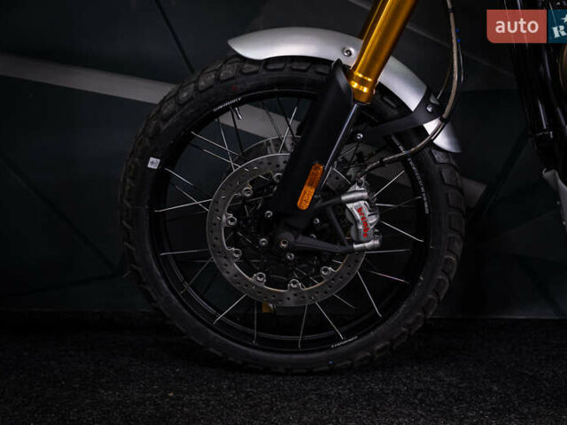 Черный Триумф Scrambler, объемом двигателя 1.2 л и пробегом 1 тыс. км за 15500 $, фото 10 на Automoto.ua