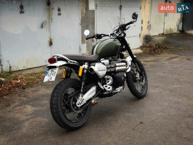 Зеленый Триумф Scrambler, объемом двигателя 1.2 л и пробегом 18 тыс. км за 11900 $, фото 2 на Automoto.ua