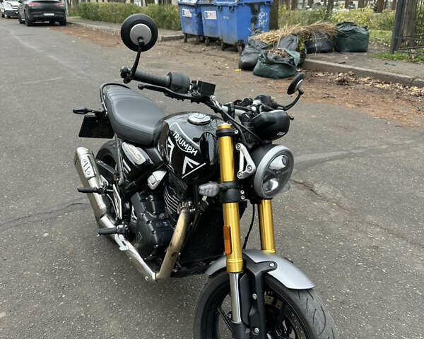 Чорний Тріумф Scrambler 400, об'ємом двигуна 0.4 л та пробігом 2 тис. км за 6500 $, фото 1 на Automoto.ua
