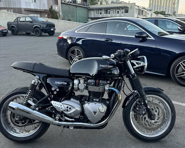 Черный Триумф Thruxton, объемом двигателя 1.2 л и пробегом 11 тыс. км за 9999 $, фото 10 на Automoto.ua