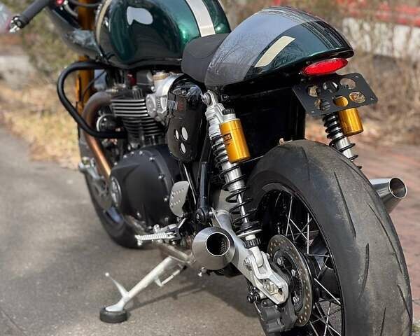 Зеленый Триумф Thruxton, объемом двигателя 0 л и пробегом 1 тыс. км за 19150 $, фото 8 на Automoto.ua