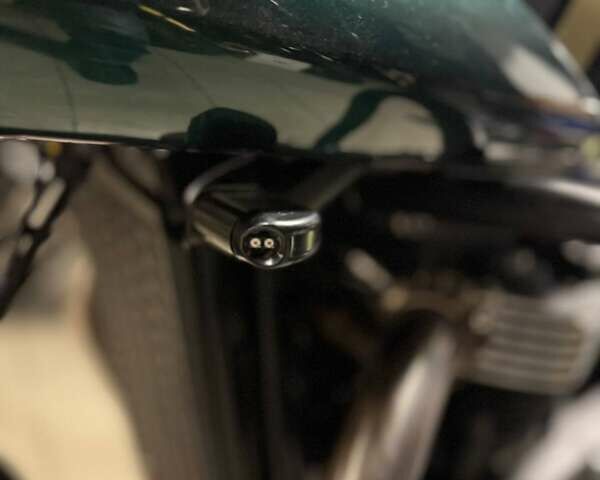Зелений Тріумф Thruxton, об'ємом двигуна 0 л та пробігом 1 тис. км за 19250 $, фото 10 на Automoto.ua