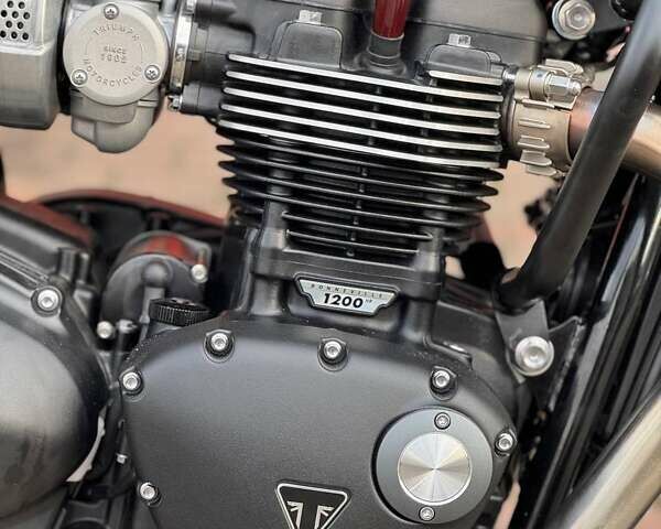 Зеленый Триумф Thruxton, объемом двигателя 0 л и пробегом 1 тыс. км за 19150 $, фото 17 на Automoto.ua