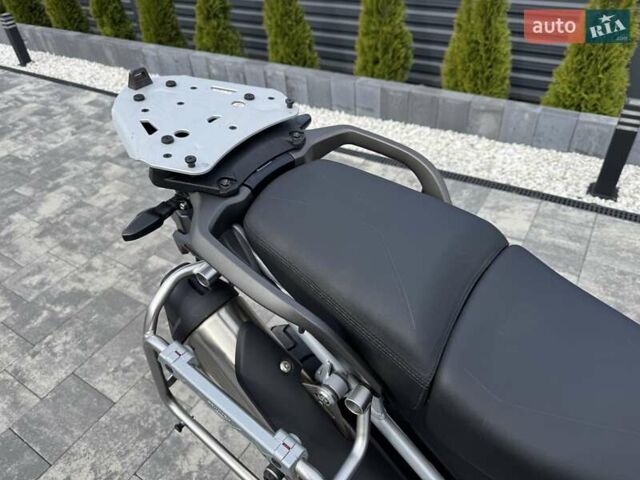 Тріумф Tiger 900, об'ємом двигуна 0 л та пробігом 11 тис. км за 10800 $, фото 7 на Automoto.ua