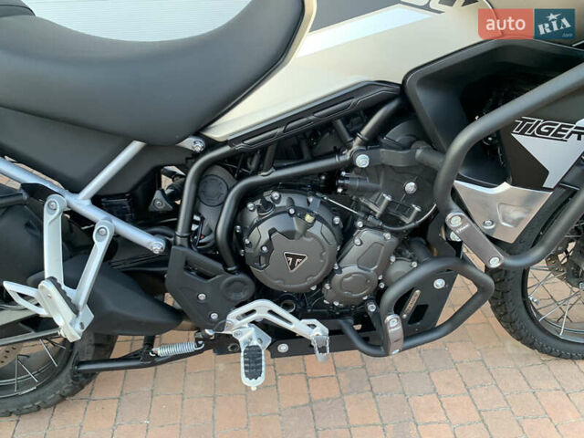 Серый Триумф Tiger 900, объемом двигателя 0.89 л и пробегом 4 тыс. км за 16500 $, фото 6 на Automoto.ua