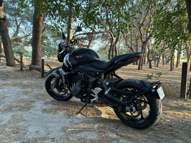 Триумф Trident, объемом двигателя 1 л и пробегом 0 тыс. км за 9000 $, фото 2 на Automoto.ua