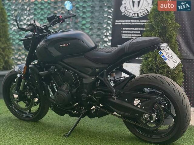 Триумф Trident, объемом двигателя 0 л и пробегом 5 тыс. км за 15000 $, фото 5 на Automoto.ua