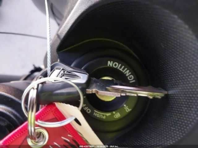 Триумф Trident, объемом двигателя 0.66 л и пробегом 0 тыс. км за 2700 $, фото 10 на Automoto.ua