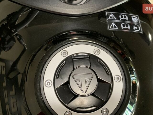 Тріумф Trident, об'ємом двигуна 0.66 л та пробігом 0 тис. км за 11490 $, фото 18 на Automoto.ua