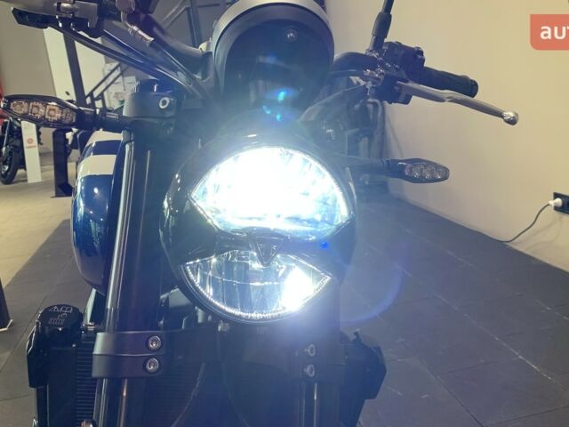 Тріумф Trident, об'ємом двигуна 0.66 л та пробігом 0 тис. км за 11490 $, фото 19 на Automoto.ua