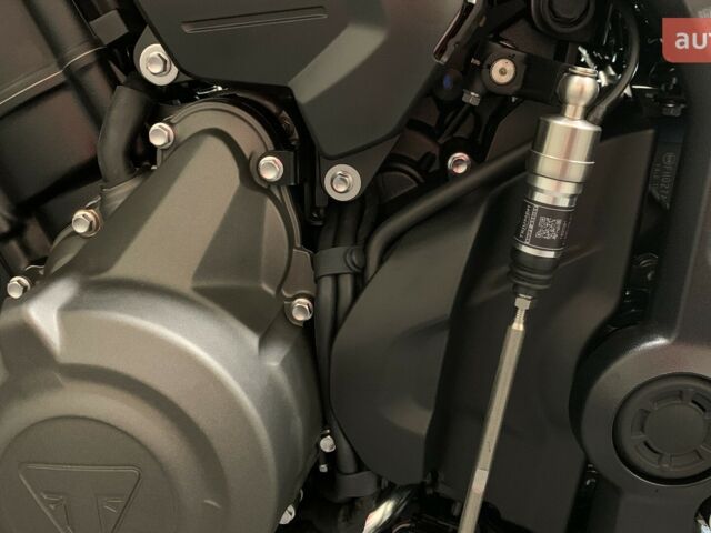 Тріумф Trident, об'ємом двигуна 0.66 л та пробігом 0 тис. км за 11490 $, фото 24 на Automoto.ua