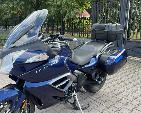 Триумф TROPHY, объемом двигателя 0 л и пробегом 45 тыс. км за 8000 $, фото 11 на Automoto.ua