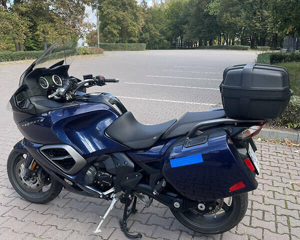 Триумф TROPHY, объемом двигателя 0 л и пробегом 45 тыс. км за 8000 $, фото 2 на Automoto.ua