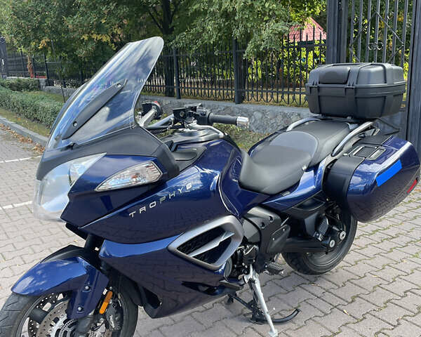 Триумф TROPHY, объемом двигателя 0 л и пробегом 45 тыс. км за 8000 $, фото 1 на Automoto.ua