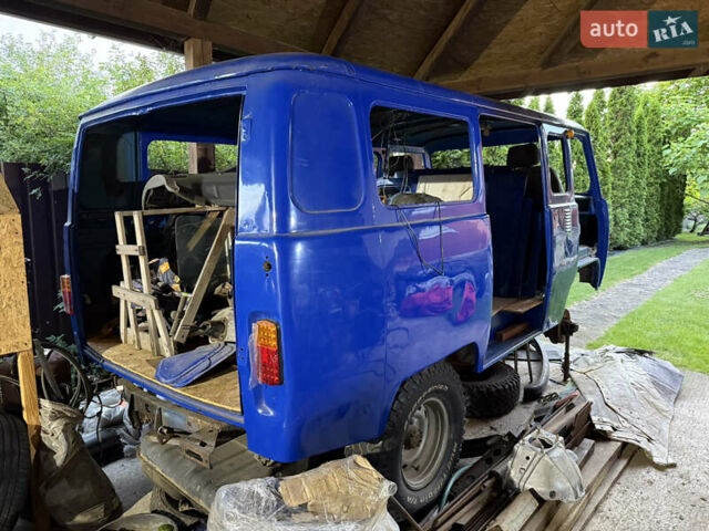 Синий УАЗ 2206 пасс., объемом двигателя 2.4 л и пробегом 60 тыс. км за 2200 $, фото 2 на Automoto.ua