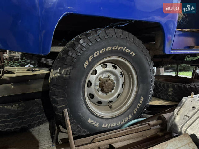 Синий УАЗ 2206 пасс., объемом двигателя 2.4 л и пробегом 60 тыс. км за 2200 $, фото 9 на Automoto.ua