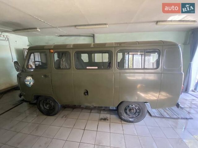 Зелений УАЗ 2206 пасс., об'ємом двигуна 2.69 л та пробігом 118 тис. км за 11000 $, фото 2 на Automoto.ua