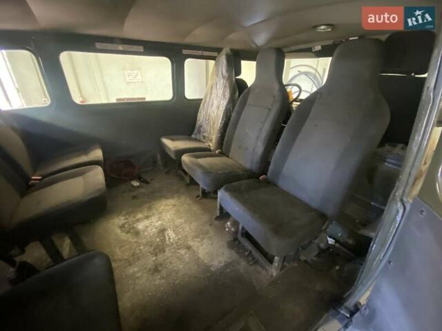 Зелений УАЗ 2206 пасс., об'ємом двигуна 2.69 л та пробігом 118 тис. км за 11000 $, фото 8 на Automoto.ua