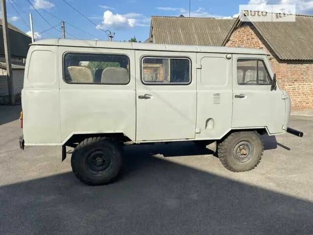 Серый УАЗ 2206, объемом двигателя 0 л и пробегом 80 тыс. км за 3210 $, фото 2 на Automoto.ua