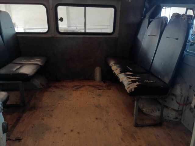 Серый УАЗ 2206, объемом двигателя 2.4 л и пробегом 294 тыс. км за 1112 $, фото 4 на Automoto.ua