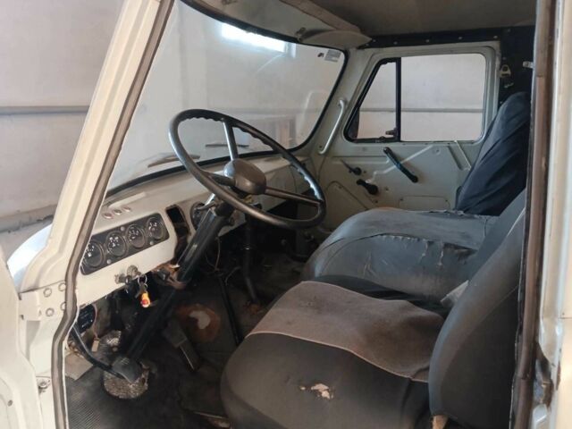 Серый УАЗ 2206, объемом двигателя 2.4 л и пробегом 294 тыс. км за 1112 $, фото 3 на Automoto.ua