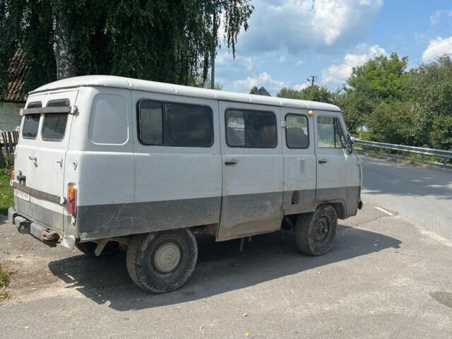 Серый УАЗ 2206, объемом двигателя 2.4 л и пробегом 90 тыс. км за 1000 $, фото 5 на Automoto.ua