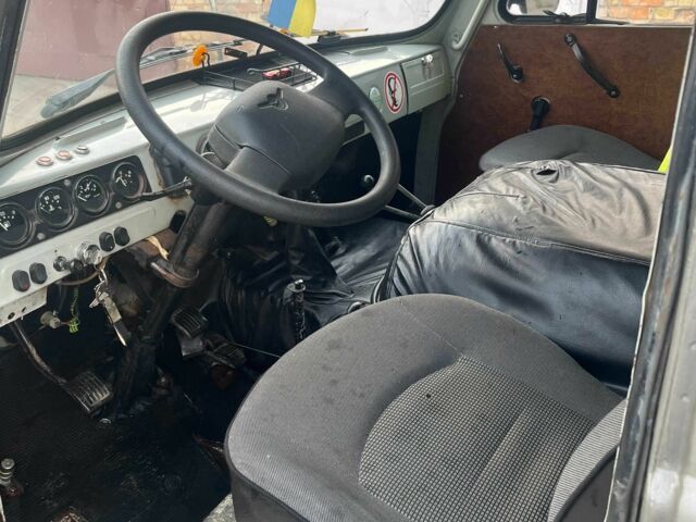 Серый УАЗ 2206, объемом двигателя 2.4 л и пробегом 30 тыс. км за 4200 $, фото 3 на Automoto.ua