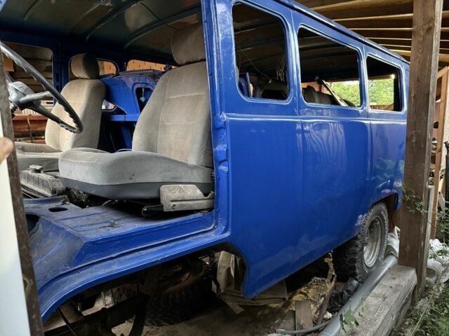 Синий УАЗ 2206, объемом двигателя 2.4 л и пробегом 60 тыс. км за 2200 $, фото 4 на Automoto.ua