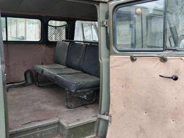Зеленый УАЗ 2206, объемом двигателя 2.4 л и пробегом 100 тыс. км за 2400 $, фото 12 на Automoto.ua