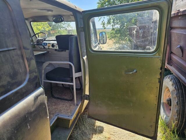 Зелений УАЗ 2360, об'ємом двигуна 2.4 л та пробігом 100 тис. км за 942 $, фото 5 на Automoto.ua