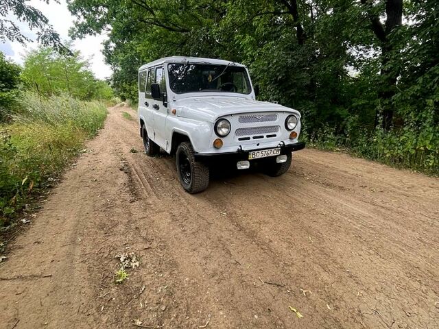 Серый УАЗ 3151, объемом двигателя 2.4 л и пробегом 100 тыс. км за 1400 $, фото 3 на Automoto.ua