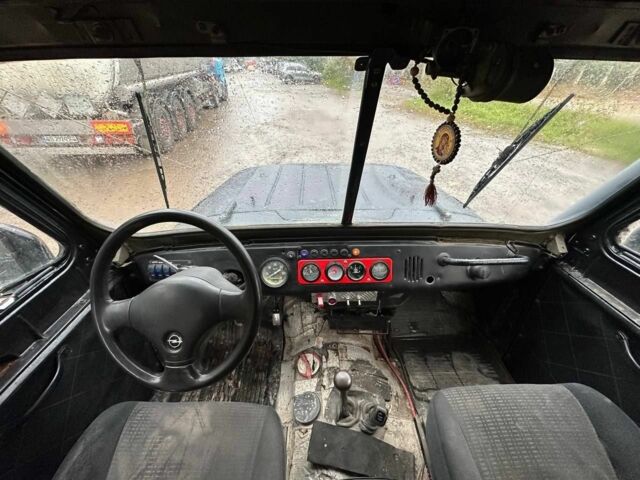 УАЗ 3151 1995 в Виннице на Automoto.ua Зеленый УАЗ 3151, объемом двигателя 2 л и пробегом 100 тыс. км за 1900 $, фото 3 на Automoto.ua