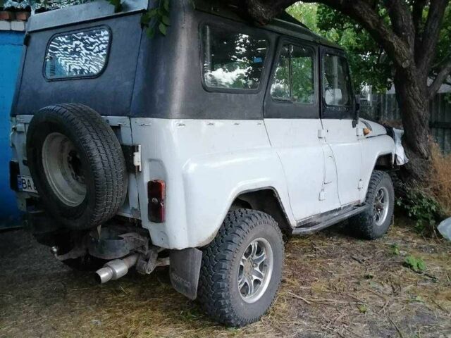 Белый УАЗ 31512, объемом двигателя 0 л и пробегом 500 тыс. км за 1600 $, фото 4 на Automoto.ua
