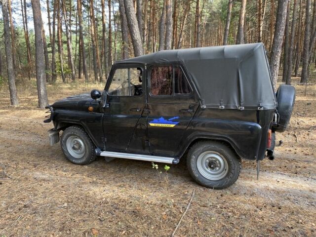 Черный УАЗ 31512, объемом двигателя 3 л и пробегом 1000 тыс. км за 4999 $, фото 2 на Automoto.ua