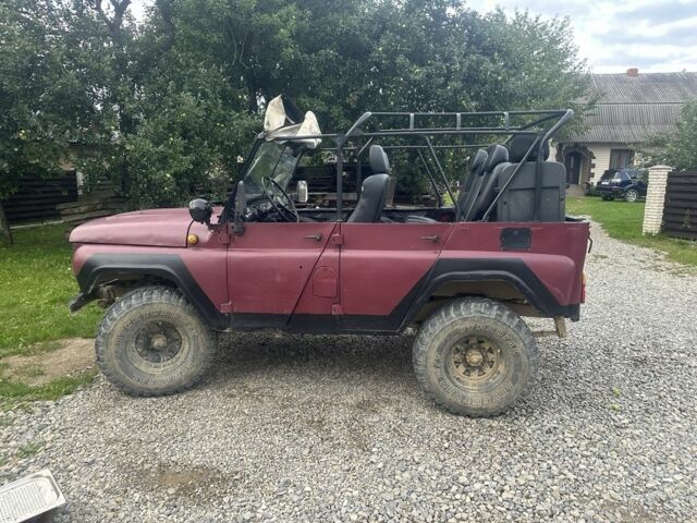 Красный УАЗ 31512, объемом двигателя 2.45 л и пробегом 20 тыс. км за 3300 $, фото 3 на Automoto.ua