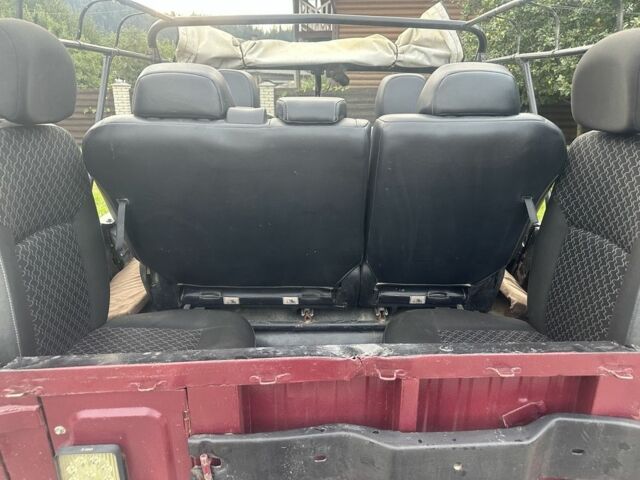 Красный УАЗ 31512, объемом двигателя 2.45 л и пробегом 20 тыс. км за 3300 $, фото 4 на Automoto.ua