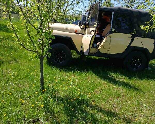 Жовтий УАЗ 31512, об'ємом двигуна 2.45 л та пробігом 40 тис. км за 2700 $, фото 3 на Automoto.ua