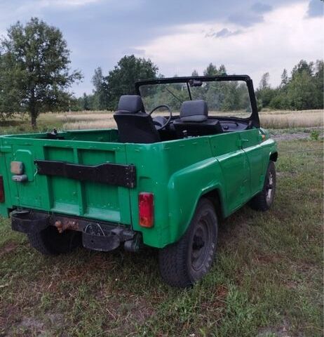 Зеленый УАЗ 31512, объемом двигателя 0 л и пробегом 300 тыс. км за 800 $, фото 1 на Automoto.ua