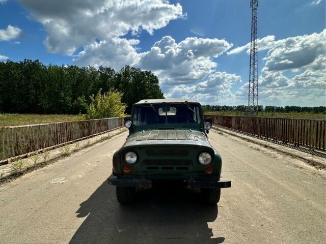 Зеленый УАЗ 31512, объемом двигателя 2 л и пробегом 150 тыс. км за 1100 $, фото 1 на Automoto.ua