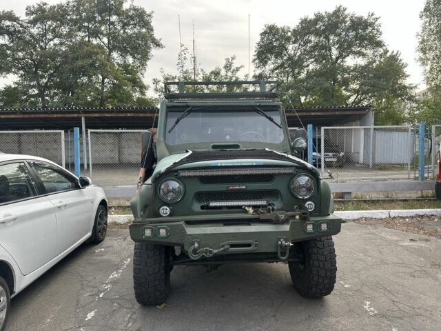 Зеленый УАЗ 31512, объемом двигателя 2.4 л и пробегом 3 тыс. км за 13500 $, фото 1 на Automoto.ua