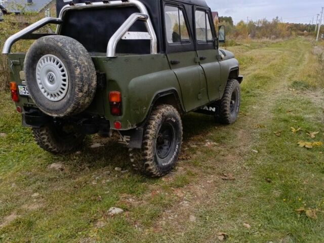 Зеленый УАЗ 31512, объемом двигателя 2.4 л и пробегом 990 тыс. км за 2800 $, фото 3 на Automoto.ua