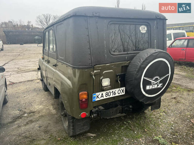 Зеленый УАЗ 31512, объемом двигателя 2.4 л и пробегом 150 тыс. км за 2200 $, фото 4 на Automoto.ua