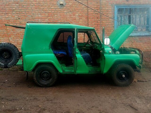Зеленый УАЗ 31512, объемом двигателя 2.4 л и пробегом 1 тыс. км за 1700 $, фото 2 на Automoto.ua