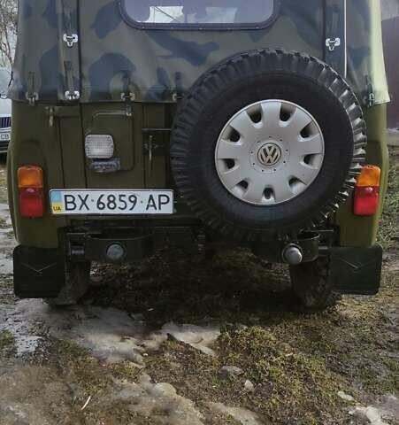 Зеленый УАЗ 31512, объемом двигателя 2.4 л и пробегом 85 тыс. км за 3300 $, фото 1 на Automoto.ua